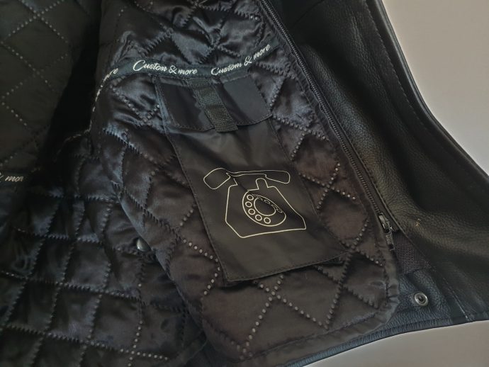 Même poche sur la doublure thermique du blouson DXR Jude CE 