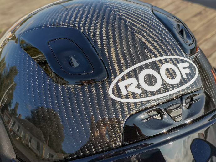 ventilación y entradas de aire del casco Roof RO200 Carbon