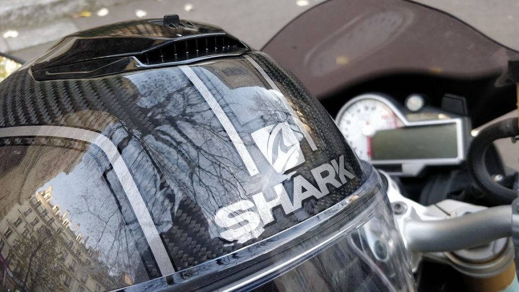 Focus sur les aérations du casque Shark Spartan Carbon Focus sur les aérations du casque Shark Spartan Carbon