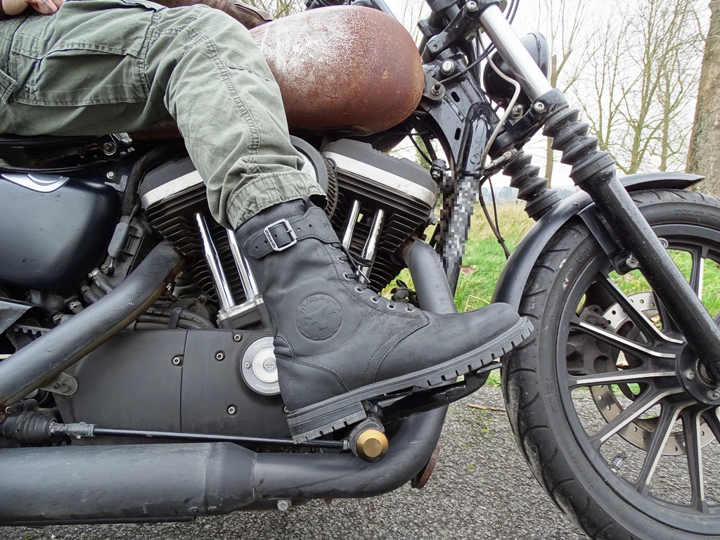 Les bottes moto hiver sont-elles vraiment indispensables ? • Martimotos