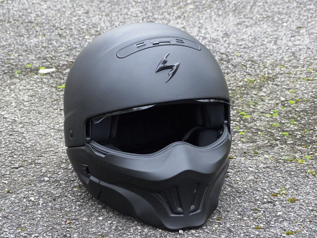 Casque Scorpion EXO-COMBAT EVO noir mat modulable moto