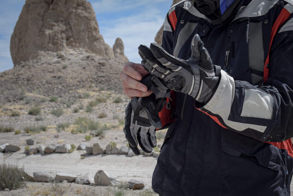 gants_dominator_gtx_omor