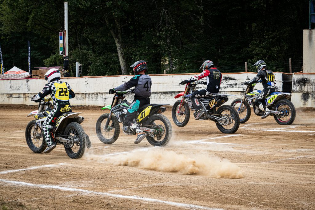 depart_dirt_bikes_qui_arrache