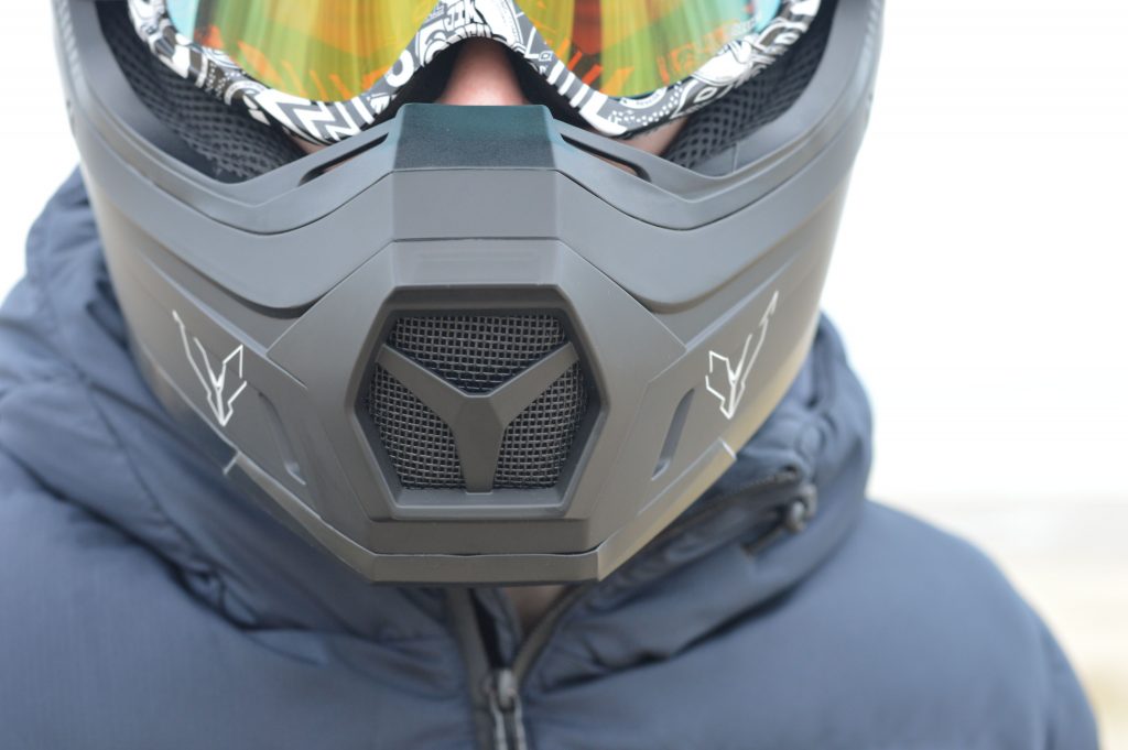 prueba de casco off-road ProV Eagle 