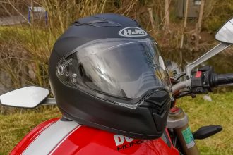 Quel casque moto pour femme choisir ? - Live Love Ride - Le blog iCasque