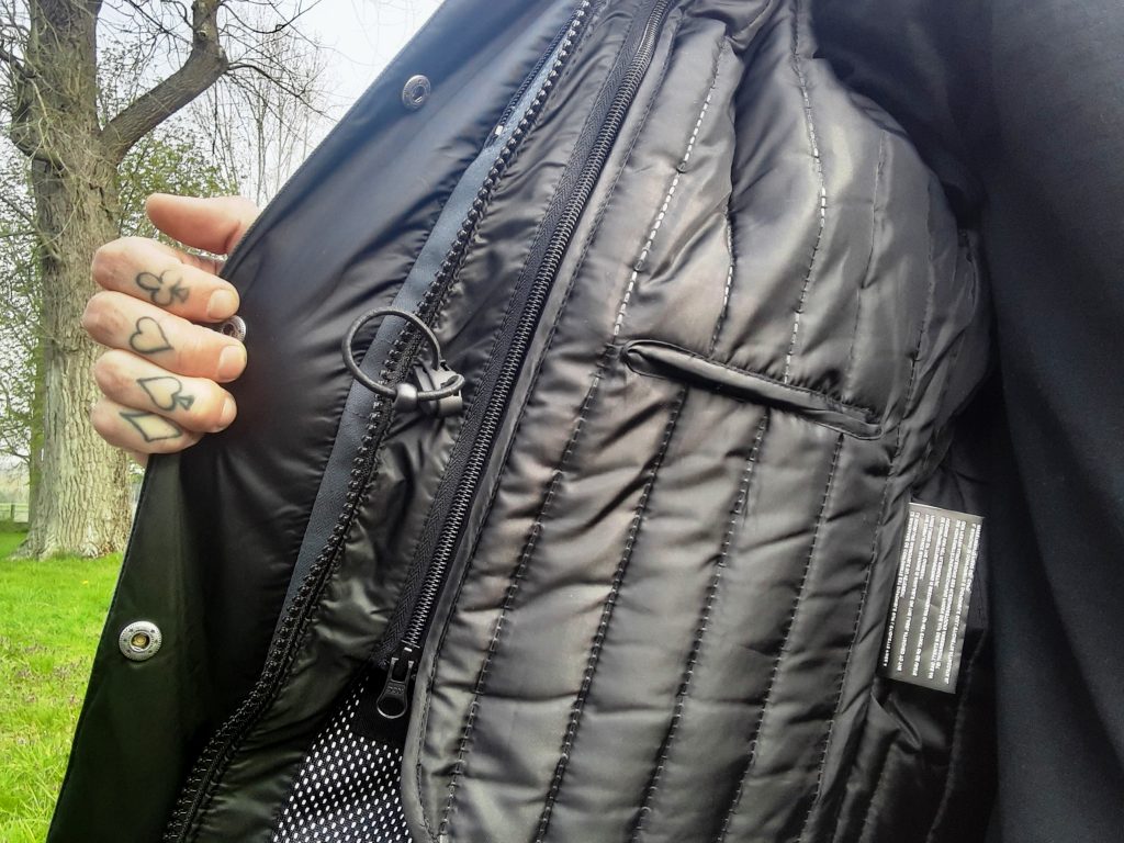 la doublure hiver se montre réellement efficace