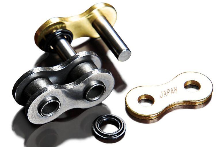 Bien choisir son kit chaîne moto EnjoyTheRide