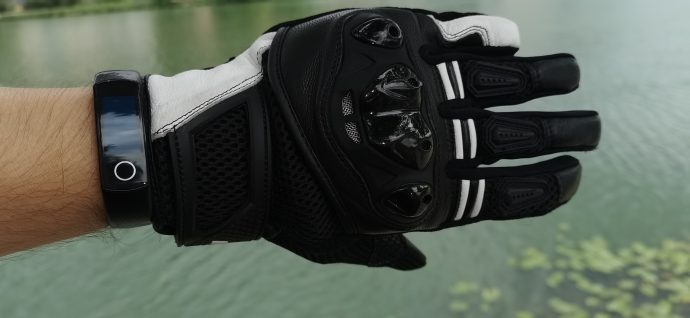 look rétro pour les gants DXR Poker