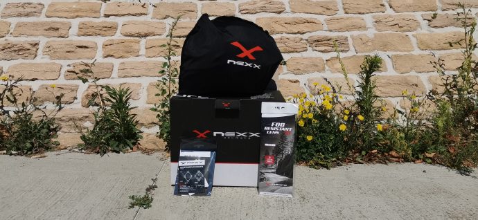 le pack du casque intégral Nexx SX.100R