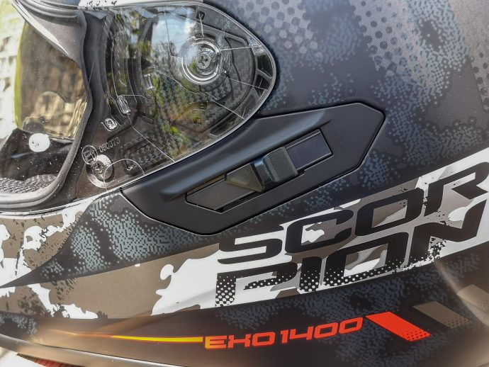 control del visor solar del casco Scorpion Exo-1400 Air