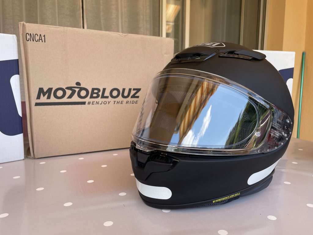 SHOEI NXR 2 – Une ligne très sport et un écran presque plat