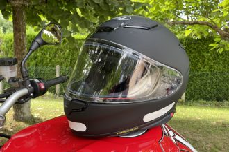 SHOEI NXR 2 - Vue coté