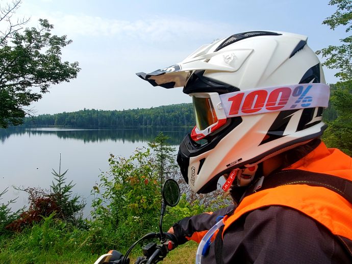 Equipement complet Motoblouz pour la préparation au Trophée Roses des Sables