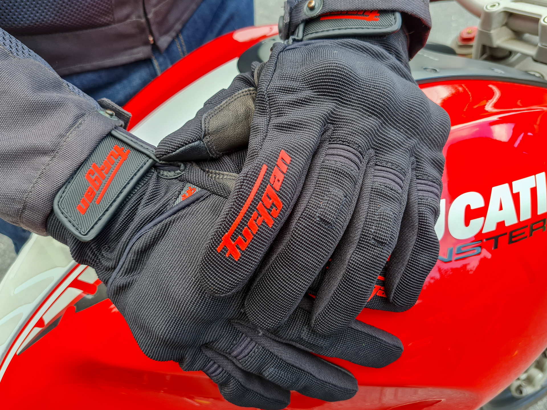 essai des gants Furygan Jet D3O