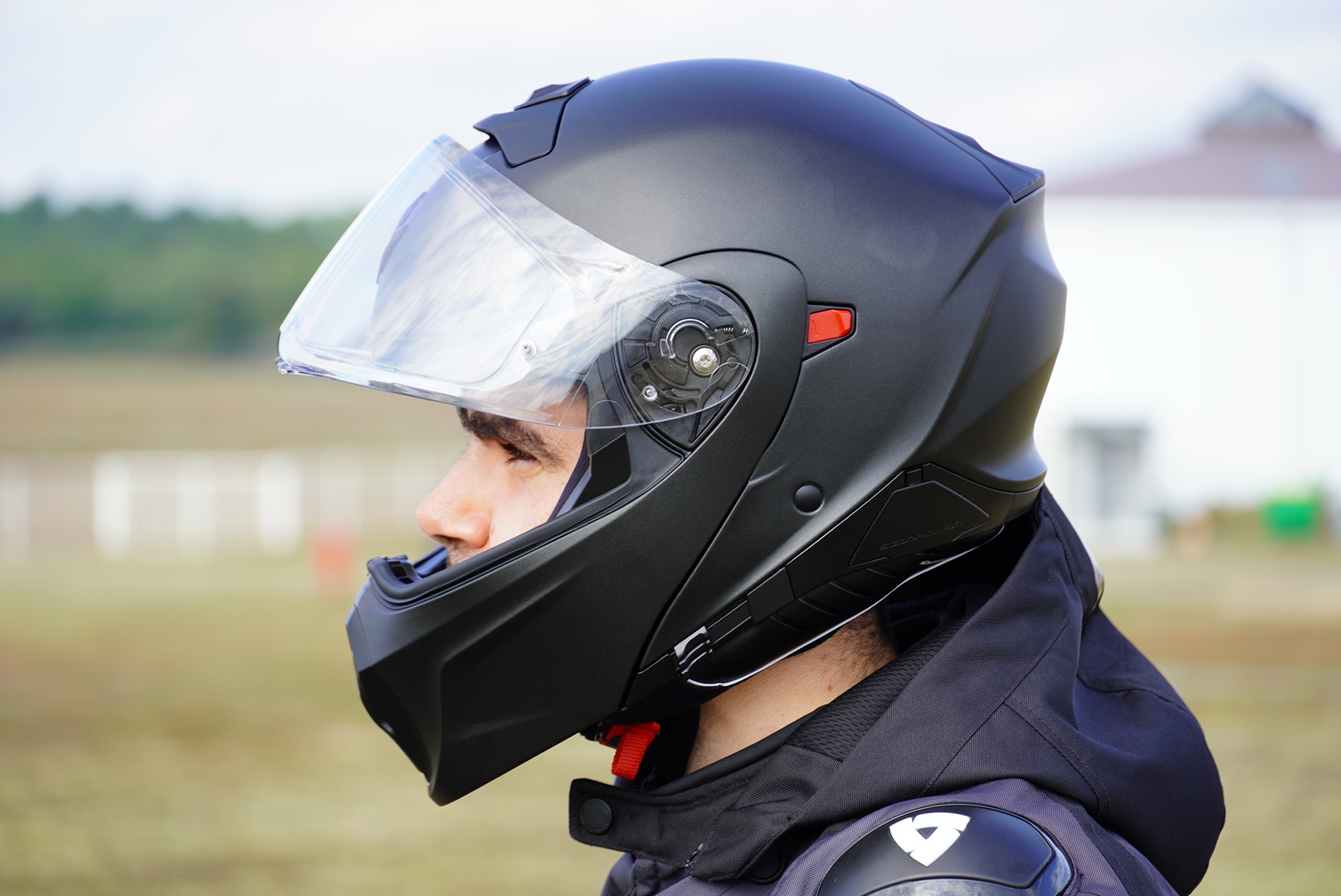 Casques moto femme - Fiche pratique - Le Parisien