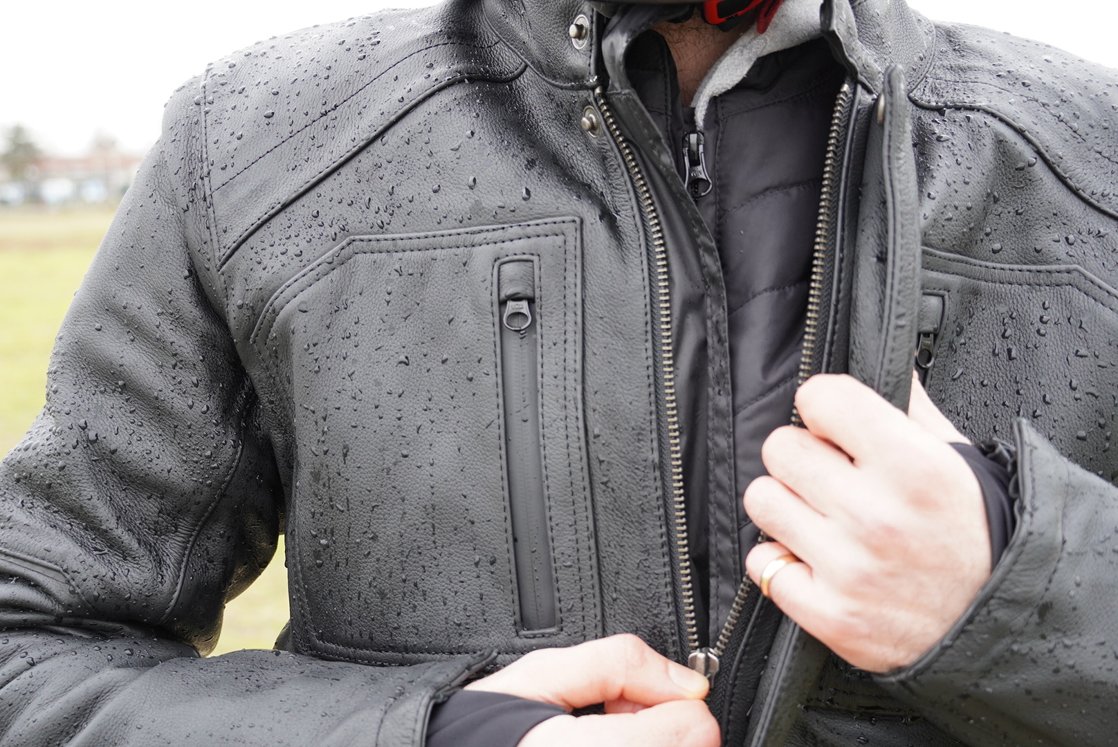 focus sur le blouson DXR Drizzle et sa doublure 