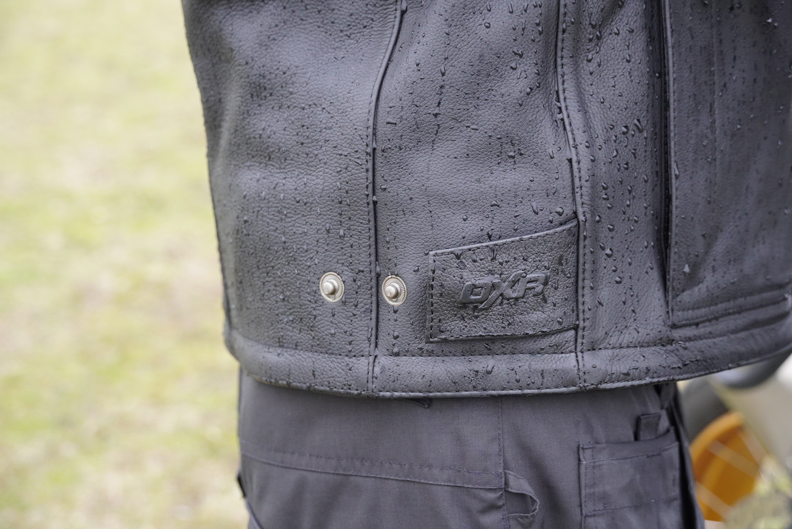 le blouson DXR Drizzle dans les détails 