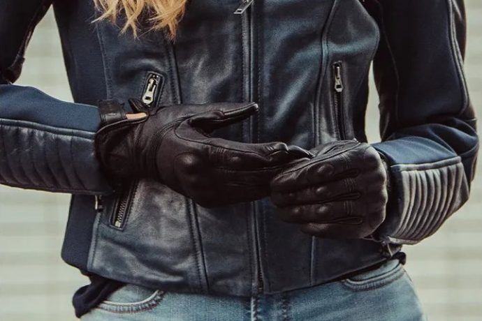 Choose your motorcycle gloves wisely