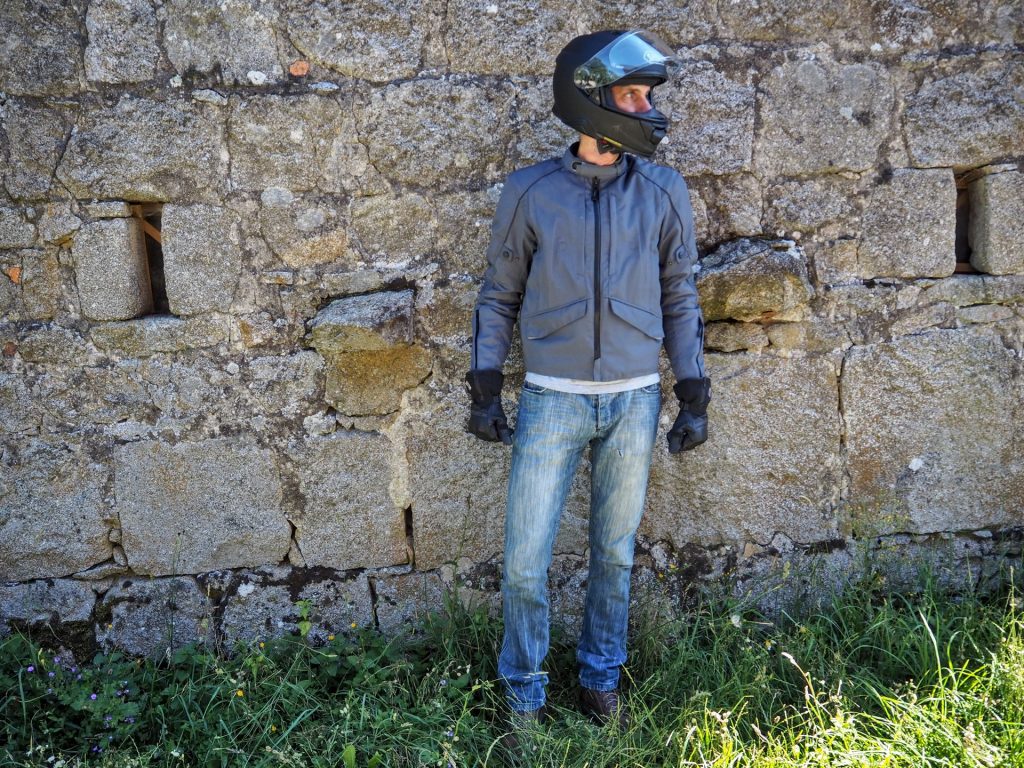 Blouson moto DXR Hailstorm porté