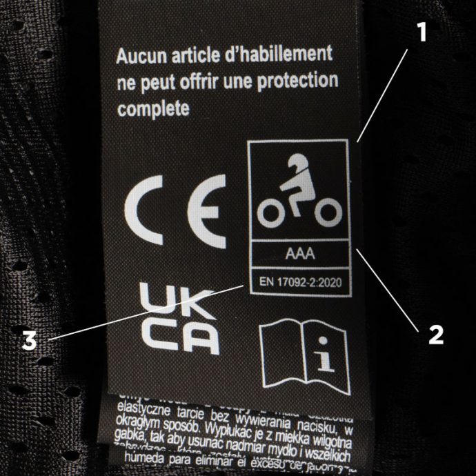 Étiquette homologation blouson, pantalon et combinaisons moto 