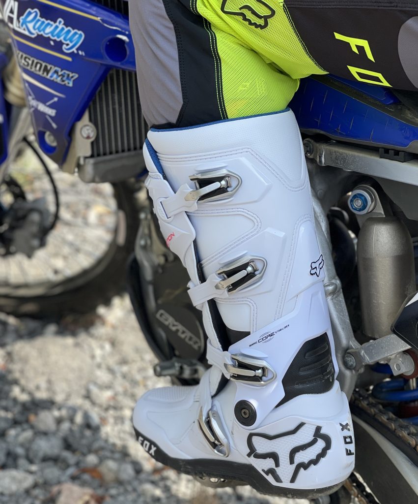 bottes Fox Motion 2023 sur moto 