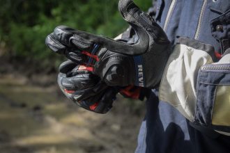 les gants Rev'it Sand 4 H2O à l'essai