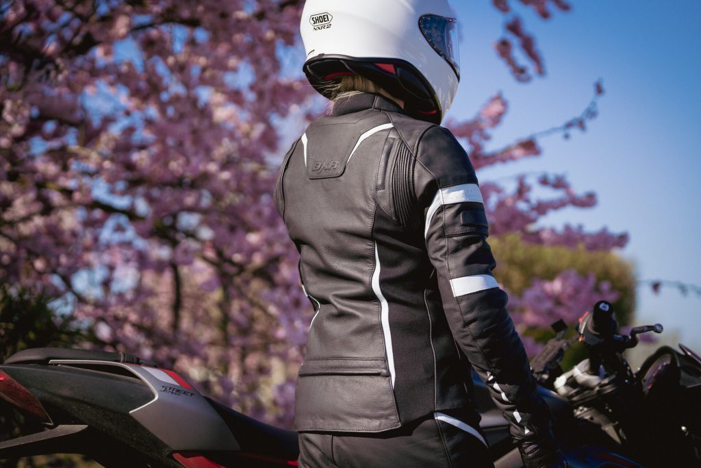 Blouson de cuir motard débutant