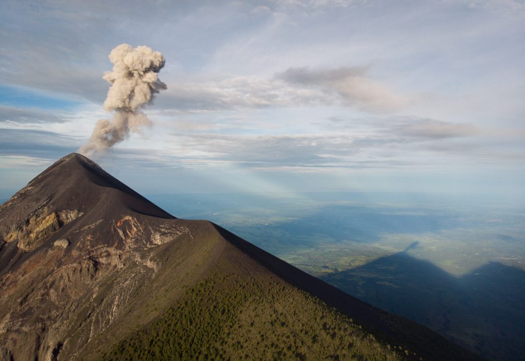 fuego_volcan_onemonthoneride