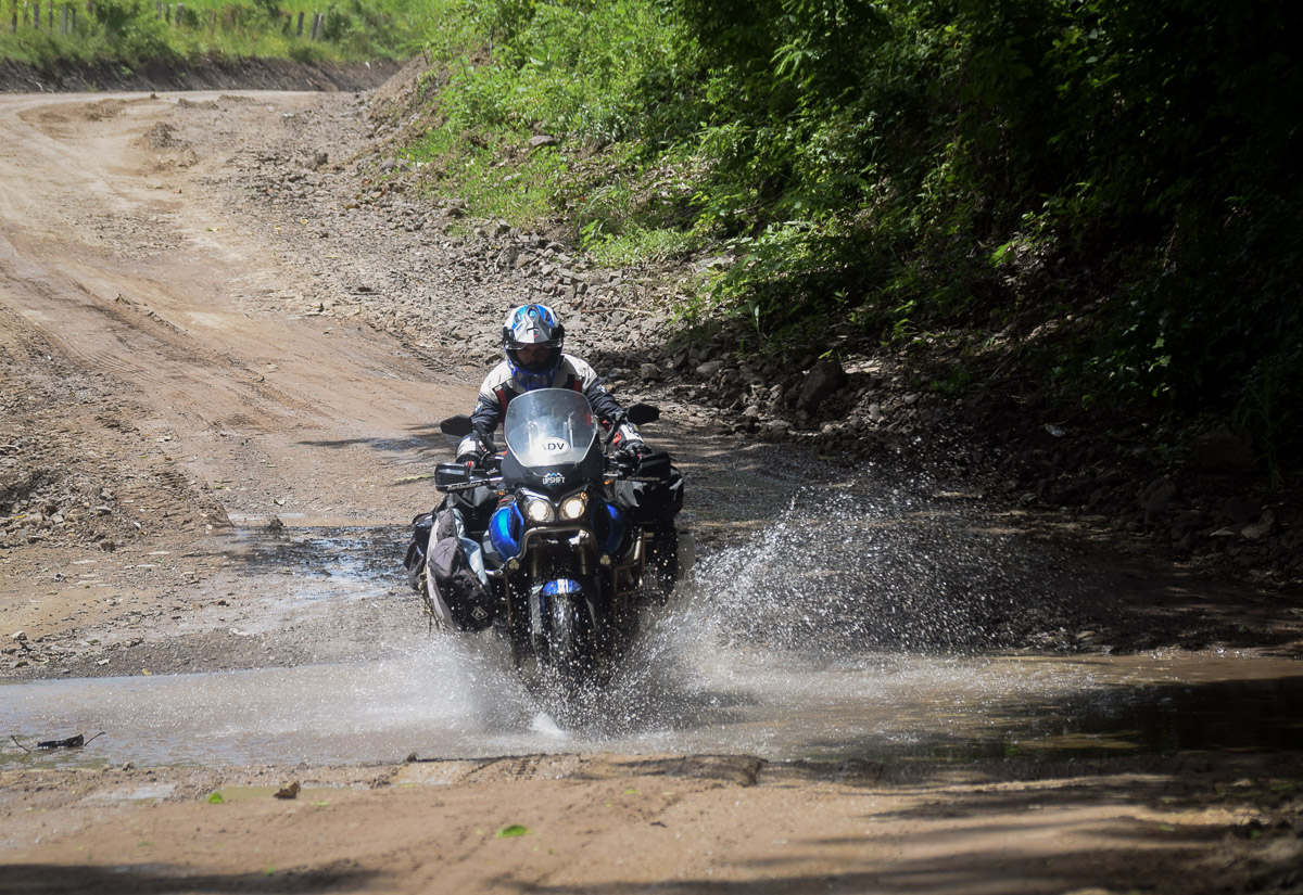 traverser l'amérique centrale à moto