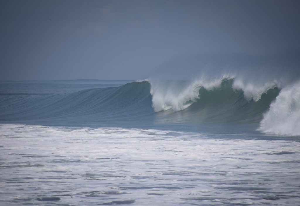 vagues_salvador_omor_1