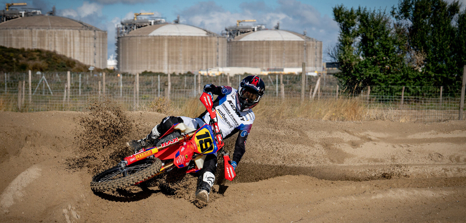 Préparation moto pour nos clients circuits, enduro et cross