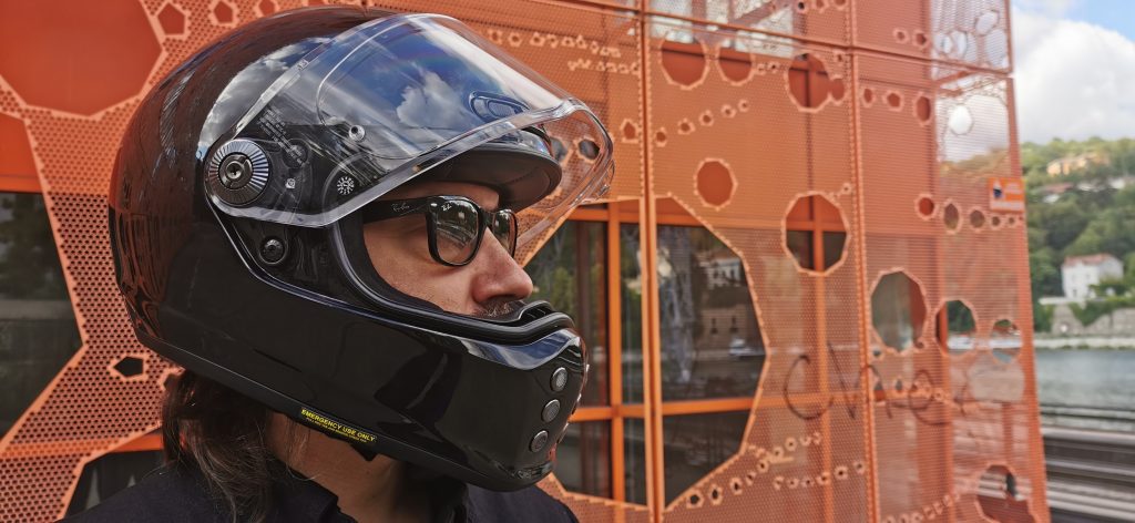 essai du casque HJC V10