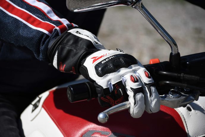 utilisation des gants Bering Steel R