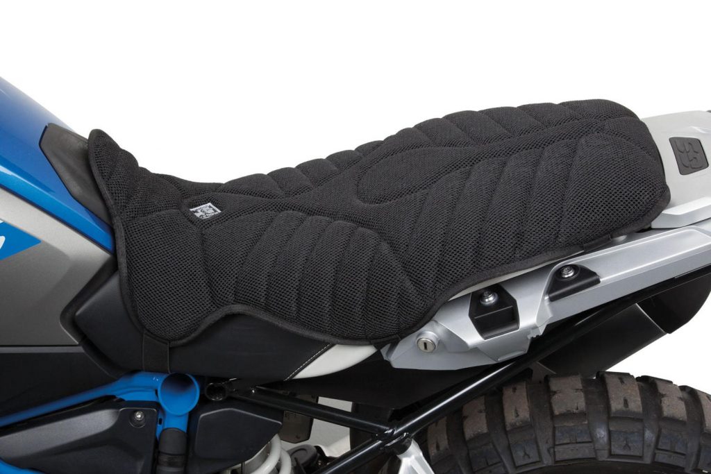 Couvre-selle raafraichissant Tucano Urbano sur une BMW R 1250 GS