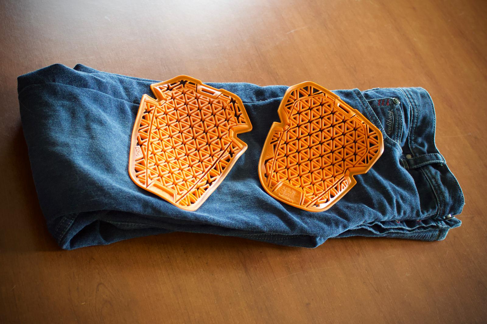 protections en D3O alvéolé 