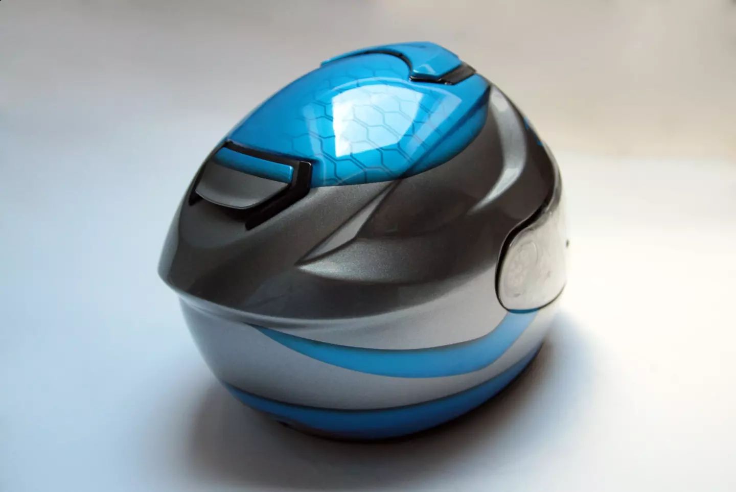 Peinture sur un casque Shoei GT-Air par SignArtPainting