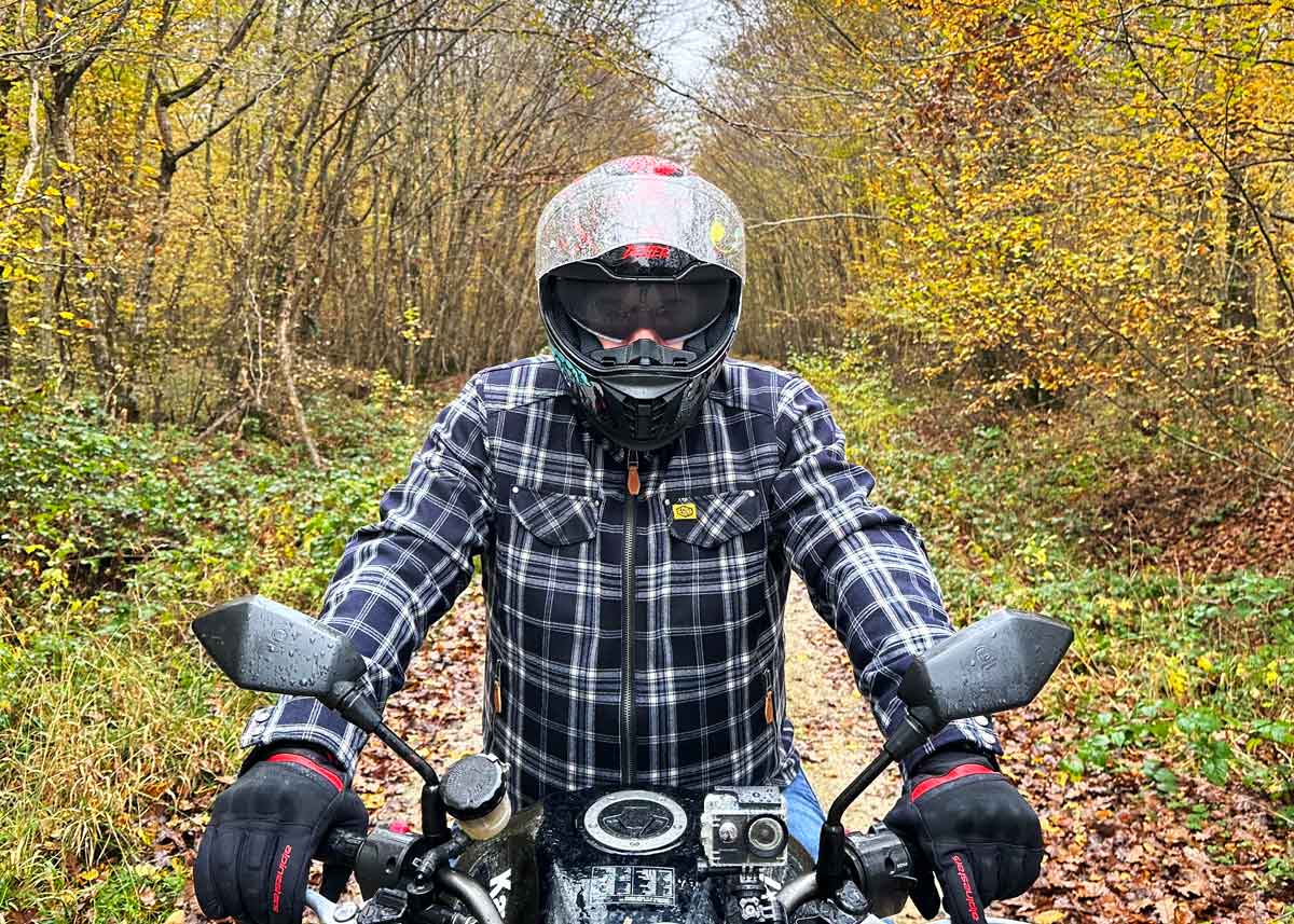Essai du casque Dexter Eros Negan Noir et Vert à l'automne