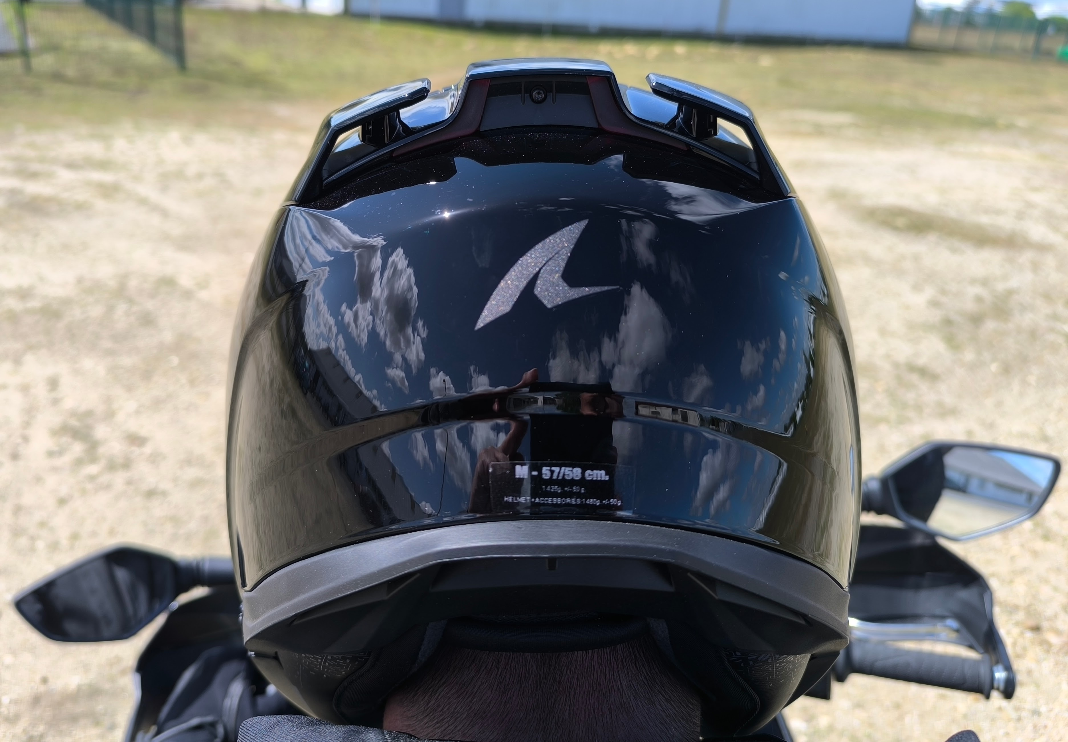 Vue de dos du casque SHARK SKWAL I3