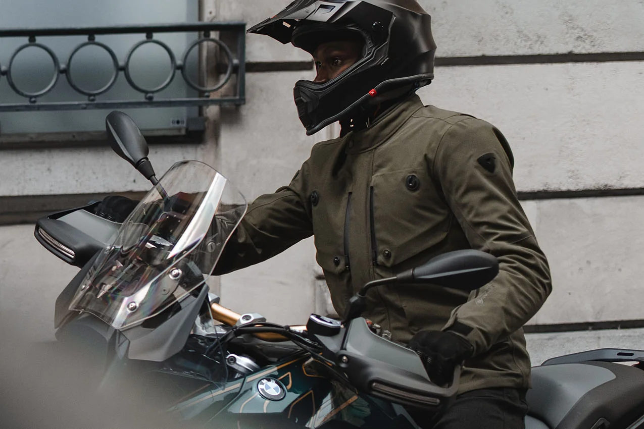 Comment choisir la taille de son blouson moto