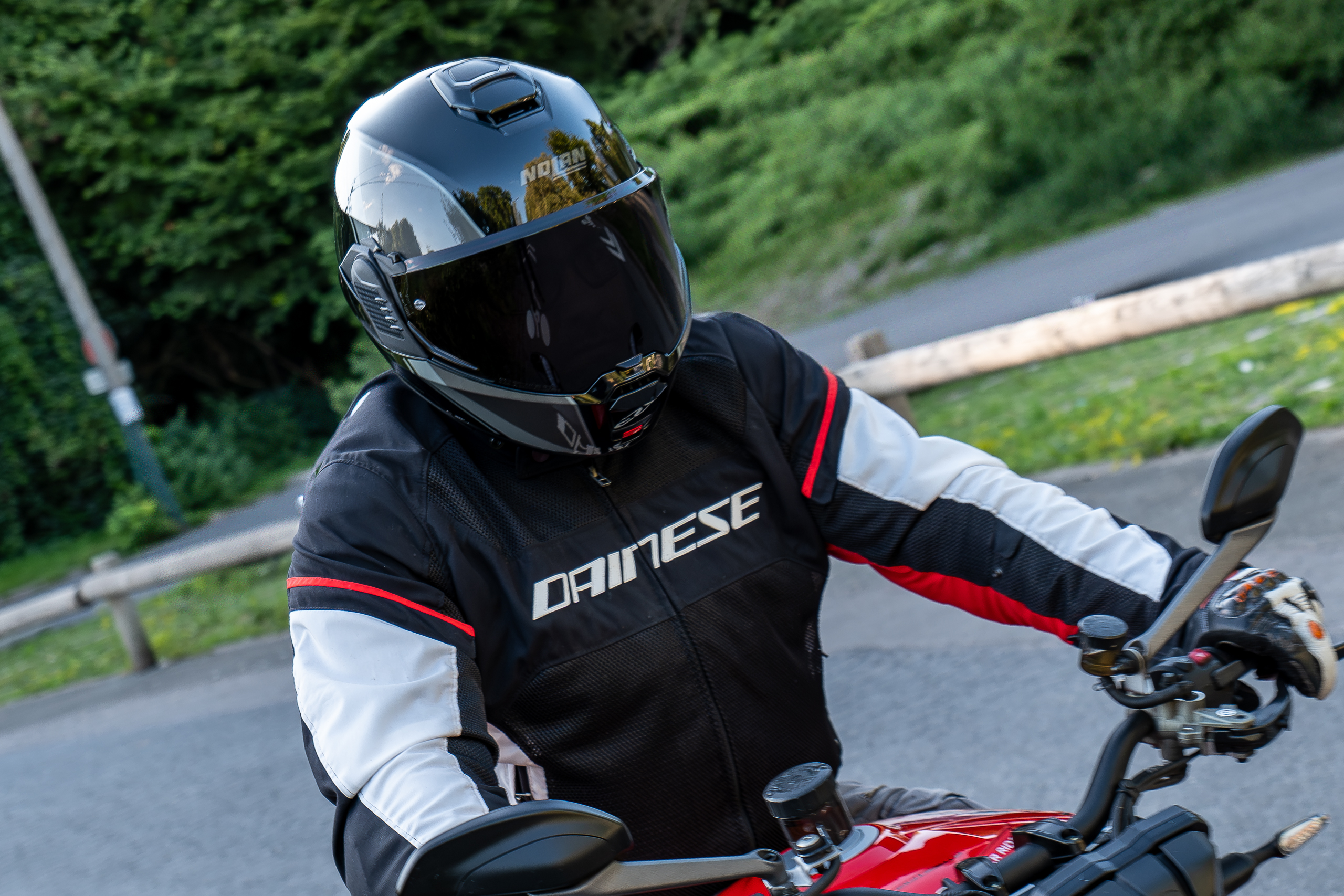 Essai casque modulable Nolan N120-1