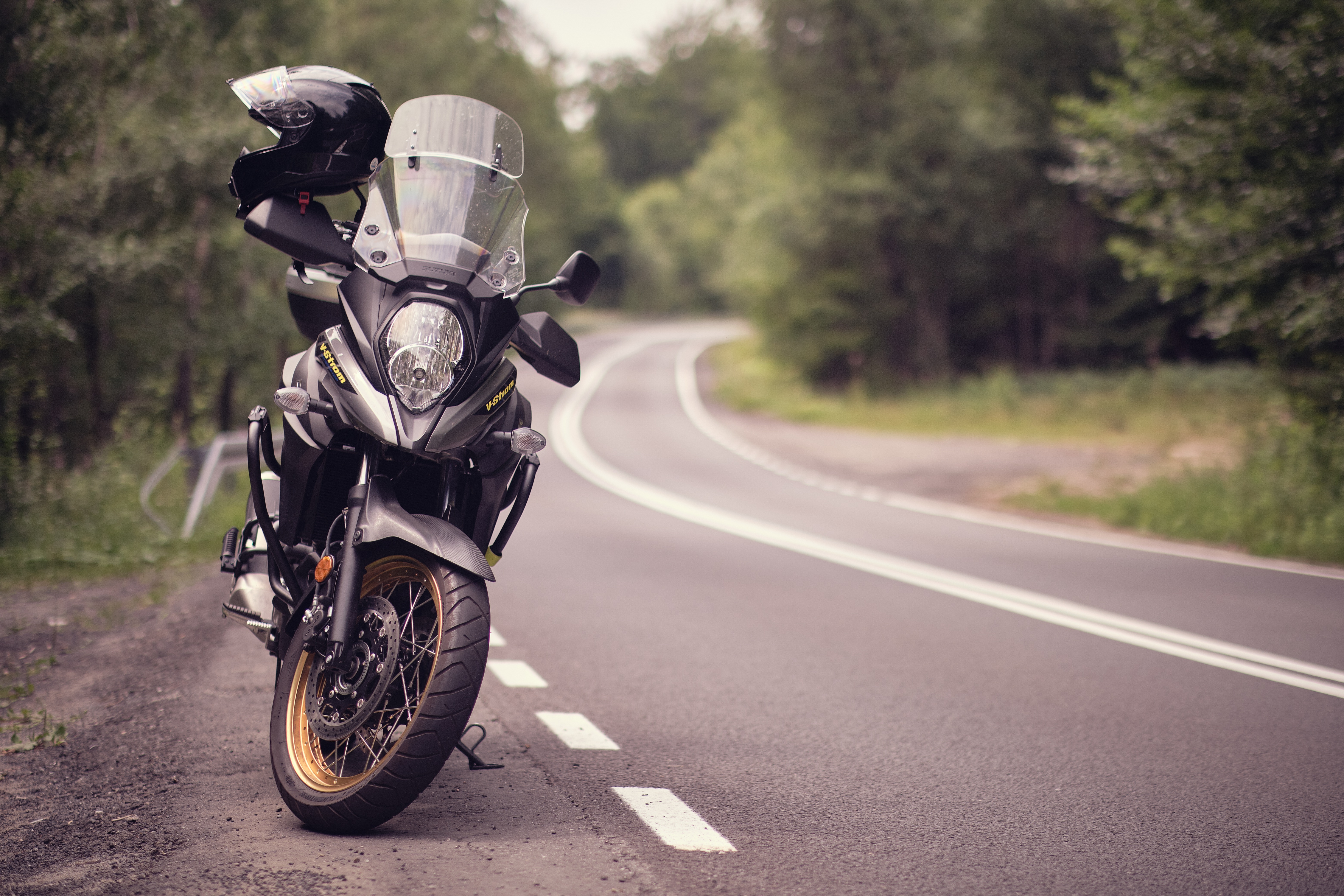 Les podcasts moto incontournables