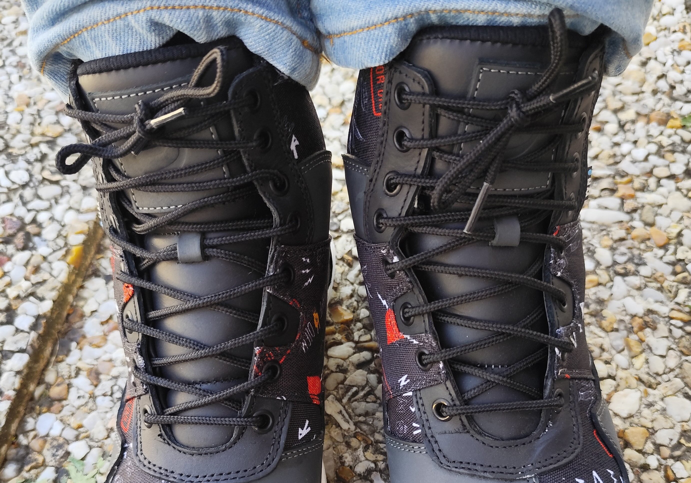 lacets des baskets DXR Flip Tex Lady
