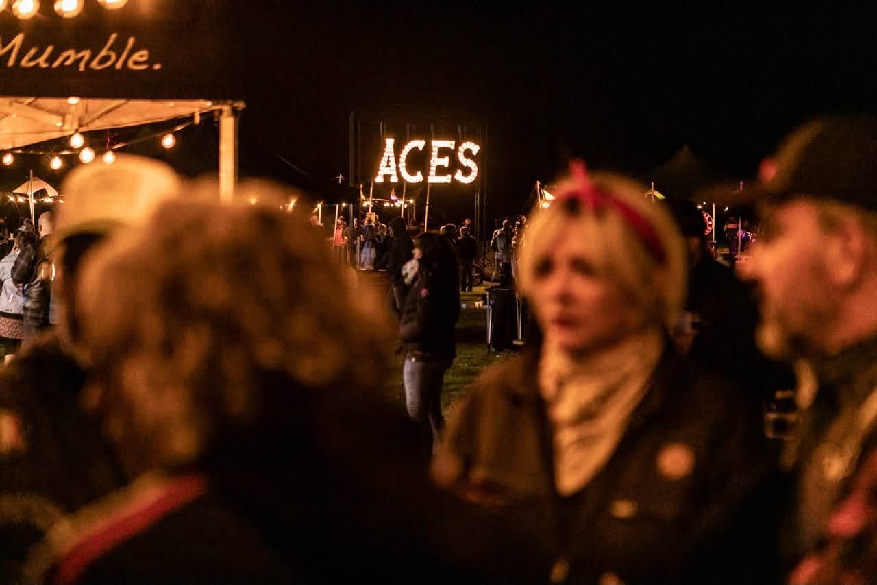 ACES Experience : deux jours de ride, de musique et de belles mécaniques au cœur de l’Auvergne